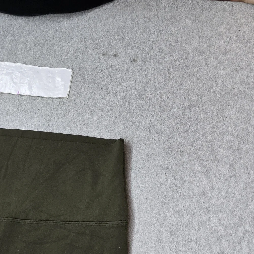 Lululemon Women Activewear Pants 8 Olive Green Align Crop 18